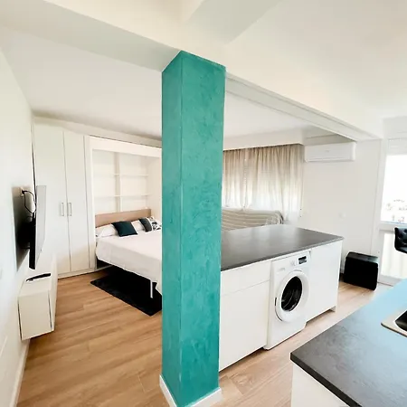 아파트 La Dorada Loft 토레몰리노스